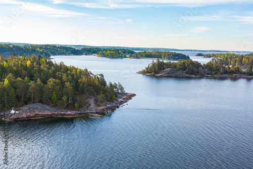 Obraz na płótnie Early morning on some of the many islands of the Stockholm Archipelago near Skeppdal, Sweden. w salonie