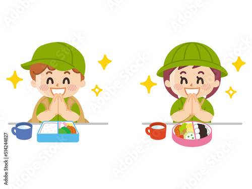 お弁当を食べる探検隊の子供　ボーイスカウト　冒険　アウトドア