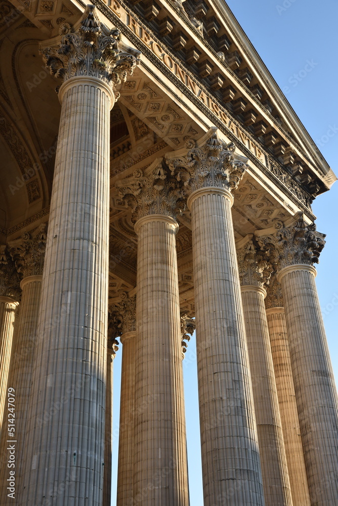 Colonnes du Panthéon à Paris. France