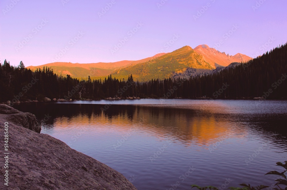 Fototapeta premium rocky mountain sunset