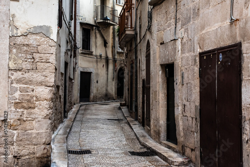 Fototapeta Naklejka Na Ścianę i Meble -  Old ancient typical alleyway in the Italian town of Trani