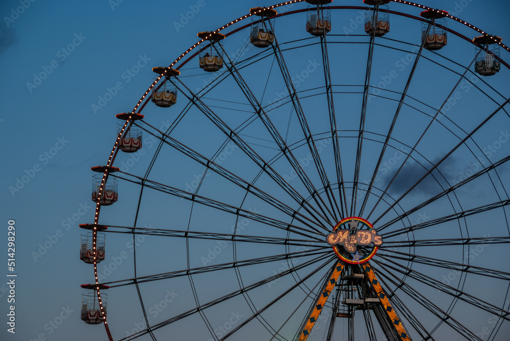 Fototapeta premium Fairground rides at night