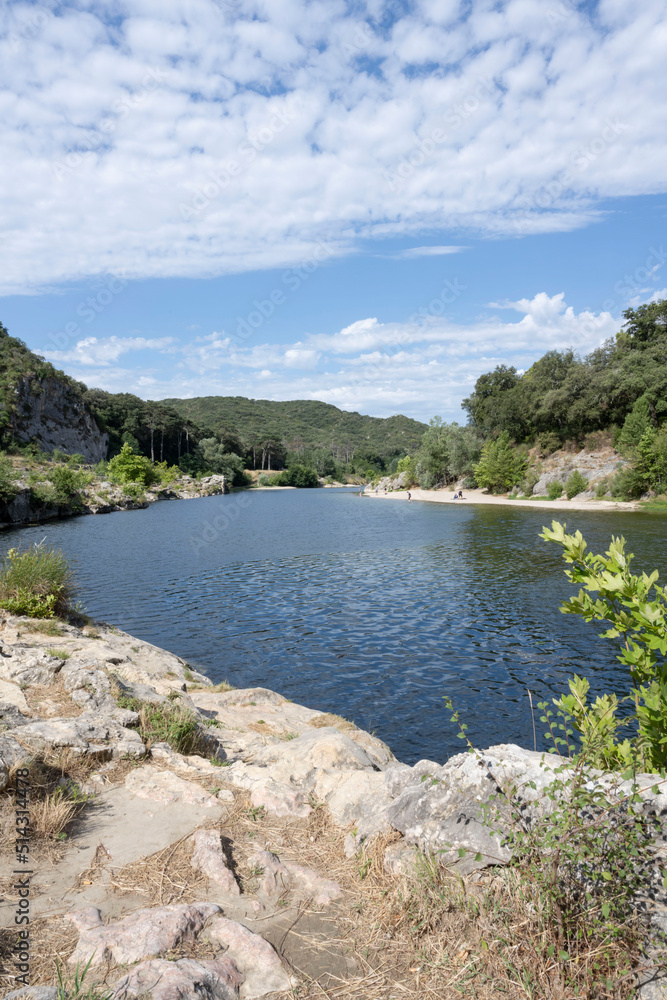 Fototapeta premium crique au bord de 'une rivière