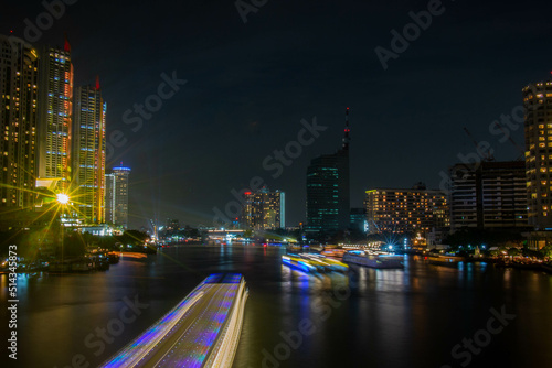 Fototapeta Naklejka Na Ścianę i Meble -  bangkok at night