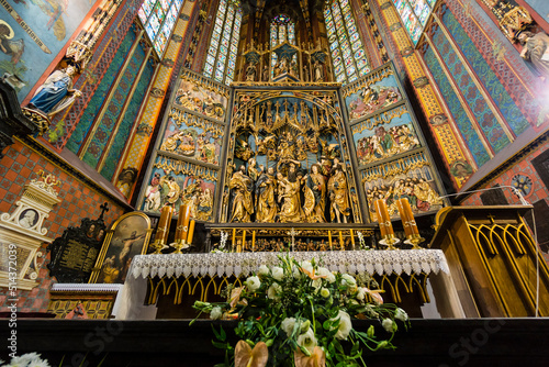 Retablo de Veit Stoss, entre 1477 y 1489, de estilo gótico tardío, basílica de Santa María -iglesia de la Asunción de la Santísima Virgen María-, estilo gotico, Cracovia,Polonia photo