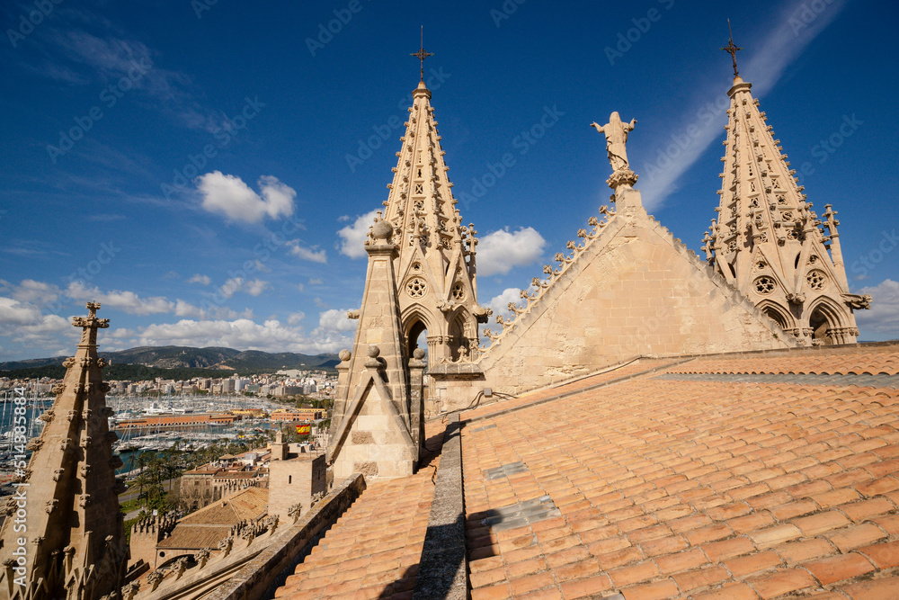 Fototapeta premium pinaculos, Catedral de Mallorca , siglo XIII, Monumento Histórico-artístico, Palma, mallorca, islas baleares, españa, europa