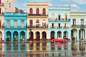 Keuken achterwand Havana Kleurrijke huizen op regenachtige dag  © Michael Barkmann