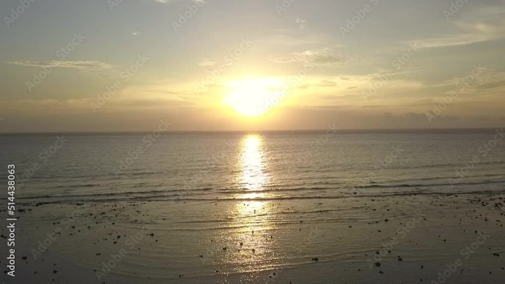 infinity Sun reflected in sea
Daring aerial view flight panorama overview drone footage
of Gili T beach bali Indonesia at sunset summer 2017. Cinematic view from above Tourist Guide by Philipp Marnitz infinity Sun reflected in sea
Daring aerial view flight panorama overview drone footage
of Gili T beach bali Indonesia at sunset summer 2017. Cinematic view from above Tourist Guide by Philipp Marnitz