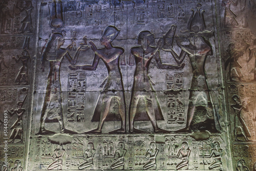 Seti Draw Ancient Egyptian Drawing on the Walls of the temple of Seti I also ...