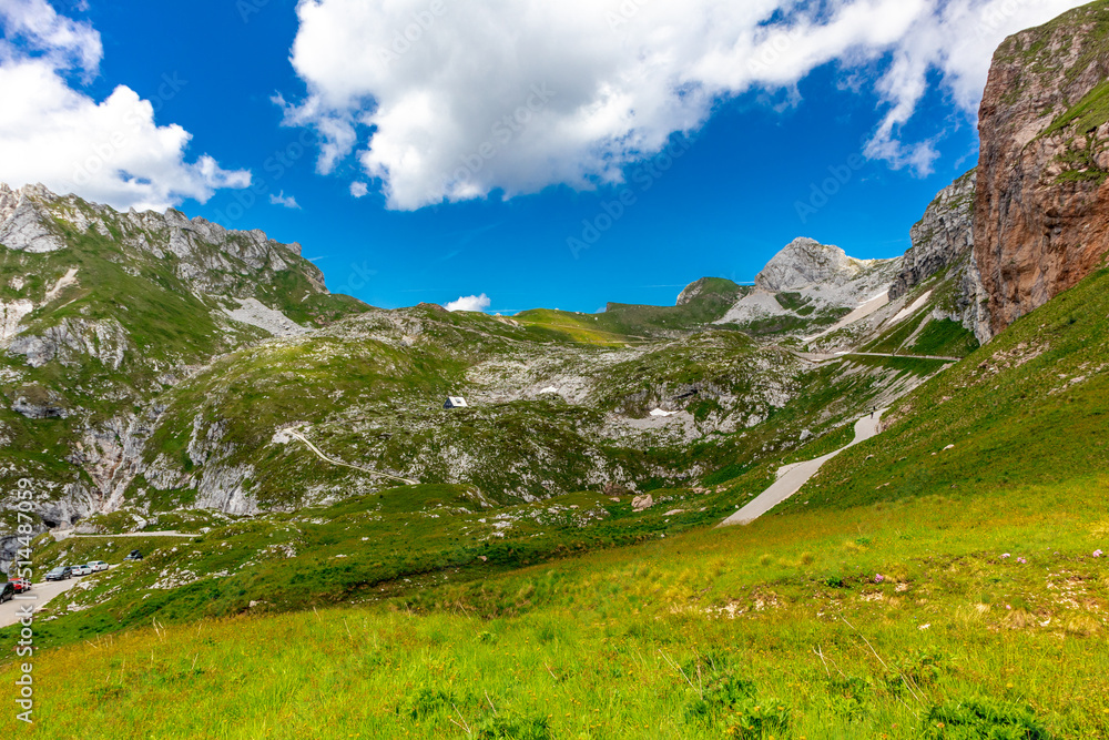 Unterwegs auf der höchsten Straße Sloweniens zum Magart Gipfel - Slowenien - Italien