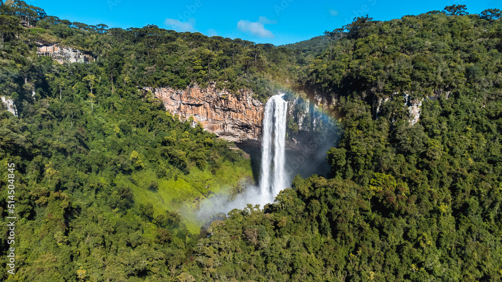 Fototapeta premium Aerial Drone waterfall in the mountains Cachoeira com Arco-íris 