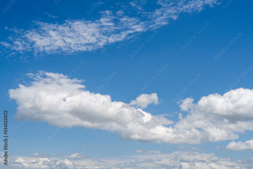ciel bleu avec nuages ciel bleu avec nuages