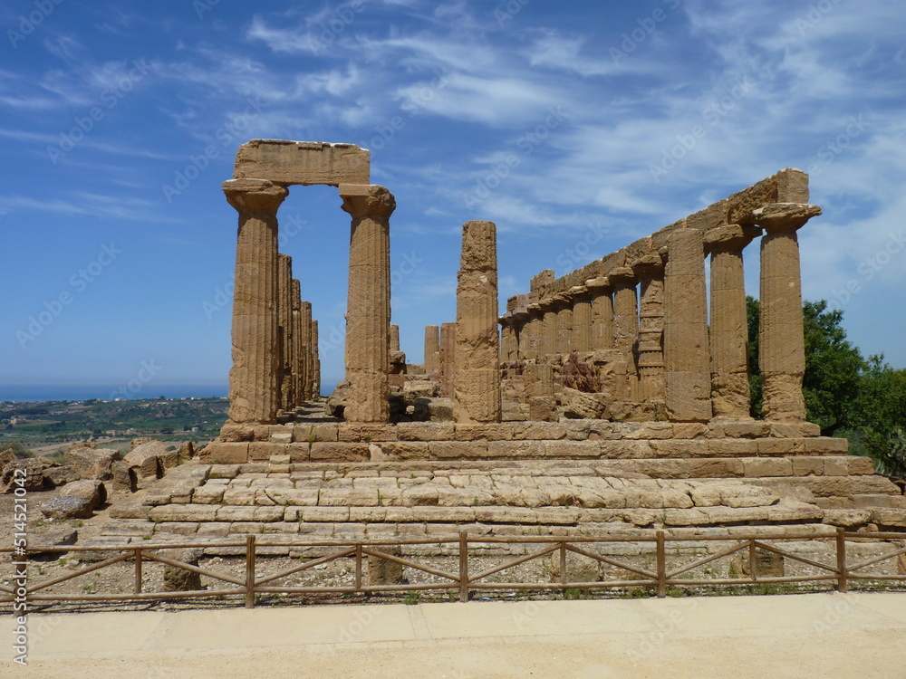 Sicily: the temple of Juno (or Hera) in the Valley of the Temples, Agrigento