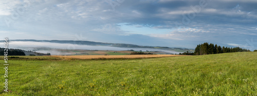 Urlaubsregion Deutschland - Landschaft im Sauerland. photo