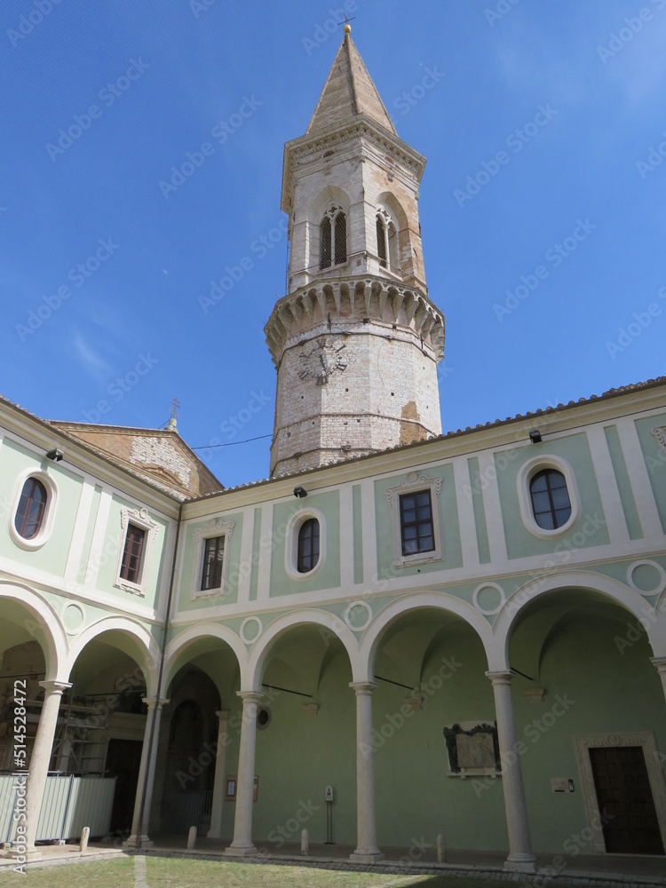 Basilica di San Pietro, perugia, umbria, italia	
