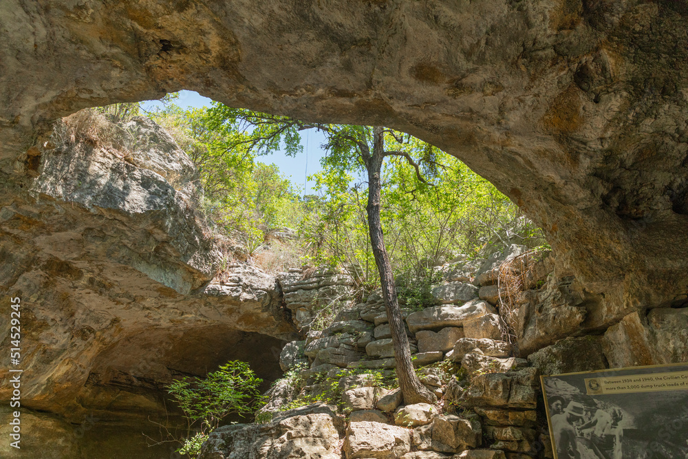 Burnet, Texas. Longhorn Cavern State Park. Walking area. Places of interest.