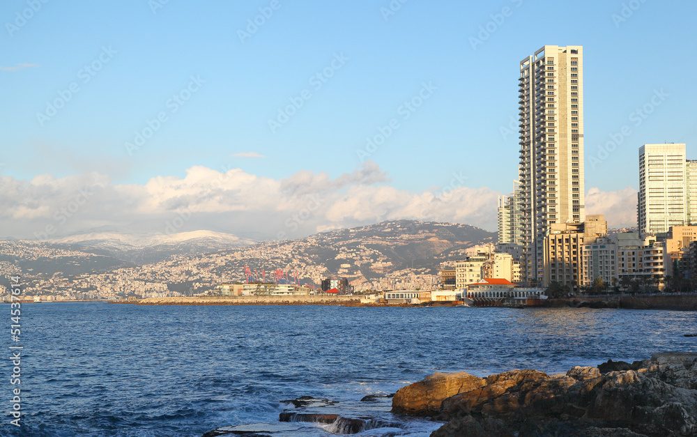 Obraz premium Beirut's skyline at sunset, Lebanon