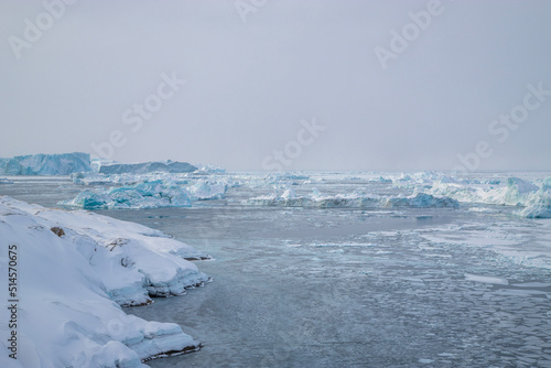 Wallpaper Mural ice on the sea Torontodigital.ca