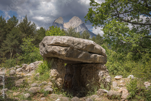 Obraz na płótnie Dolmen of Molers with the Pedraforca Massif on the Background, Catalonia