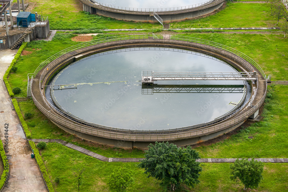 Fototapeta premium Various facilities and sedimentation tanks in sewage treatment plants