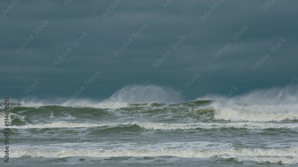 Rough Ocean 4 Rough Ocean 4
