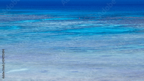 Fototapeta Naklejka Na Ścianę i Meble -  珊瑚礁の青いグラデーション
