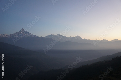 Fototapeta Naklejka Na Ścianę i Meble -  ネパール ダンプス ヒマラヤ山脈
Nepal Dhampus Himalayan