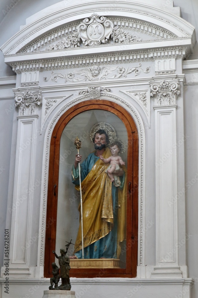 Ischia - Statua di San Giuseppe nella Chiesa di Santa Maria di Portosalvo