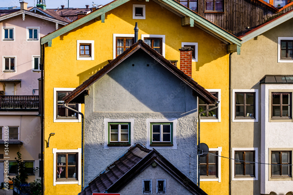 Obraz premium old apartment house in austria
