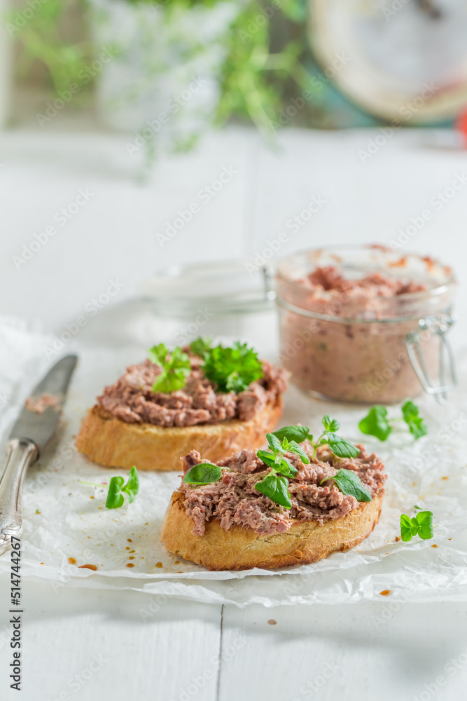 Tasty and fresh bruschetta with fegatini and parsley for breakfast. Tasty and fresh bruschetta with fegatini and parsley for breakfast.