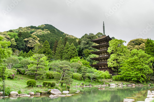 瑠璃光寺五重塔（山口県山口市）