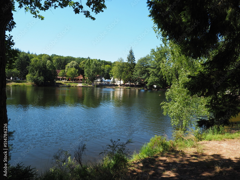 Hasselfurter Weiher – Stausee bei Bitsch in Frankreich Hasselfurter Weiher – Stausee bei Bitsch in Frankreich