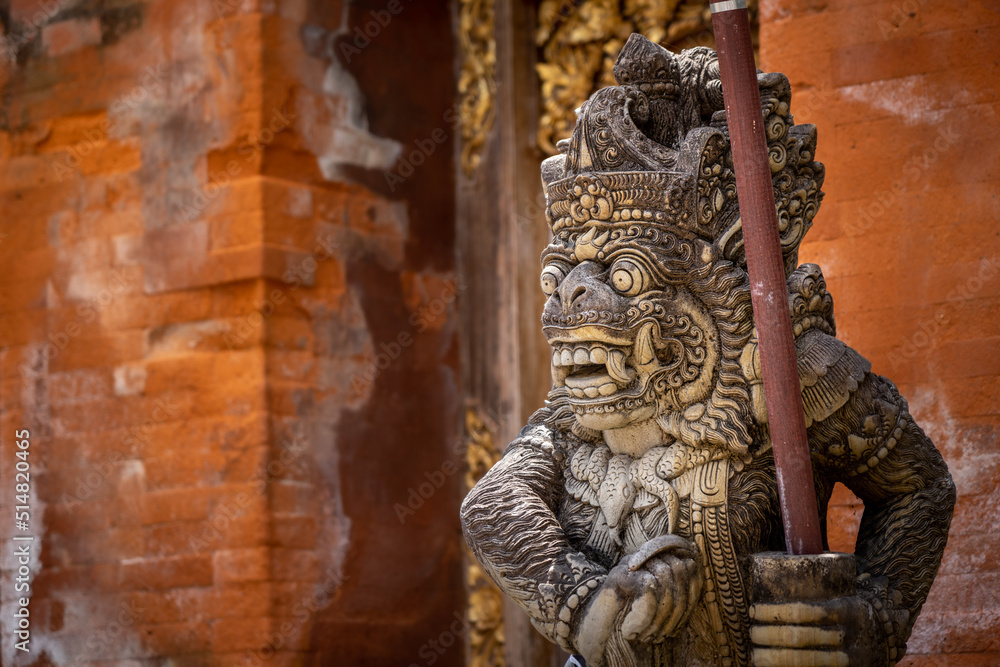 statue in Tirta Empul Temple