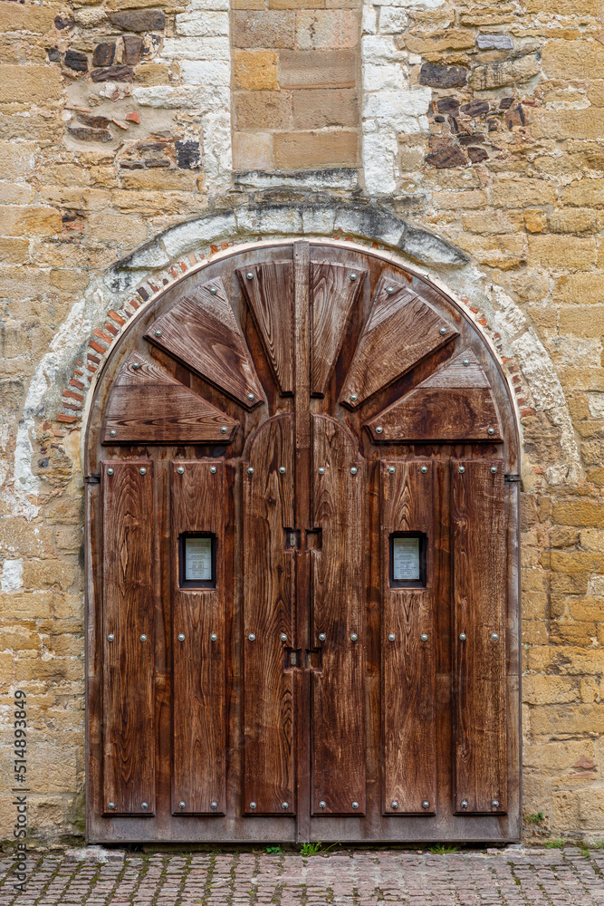 Wooden entrance gate to the Iglesia San Miguel de Lillo, Oviedo, Asturias, Spain.