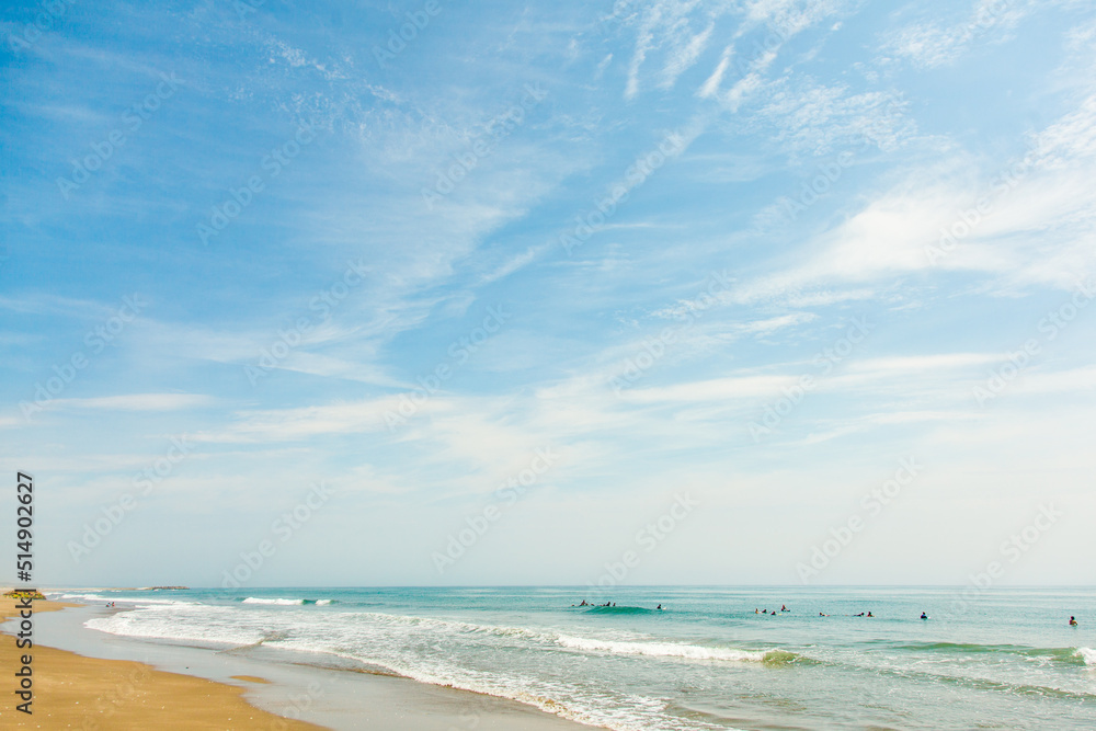 Fototapeta premium 日本のビーチ 夏休み 砂浜