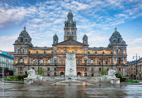 Canvas Print Glasgow City Chambers and George Square in Glasgow, Scotland