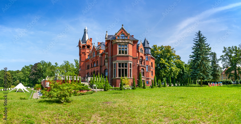 Castle in Wąsowo Castle in Wąsowo