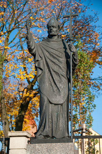 Pomnik św. Wojciecha w Strzelnie photo