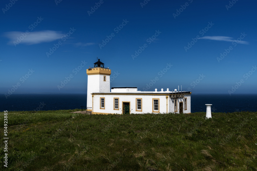 view of the historic Duncansby Head Lighthouse in northern Scotland