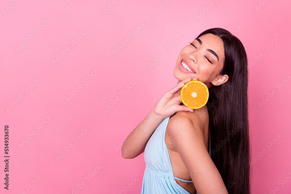 Photo of cute lady hold mandarin empty space enjoy cosmetology gel with fruity ingredient isolated pastel color background Photo of cute lady hold mandarin empty space enjoy cosmetology gel with fruity ingredient isolated pastel color background