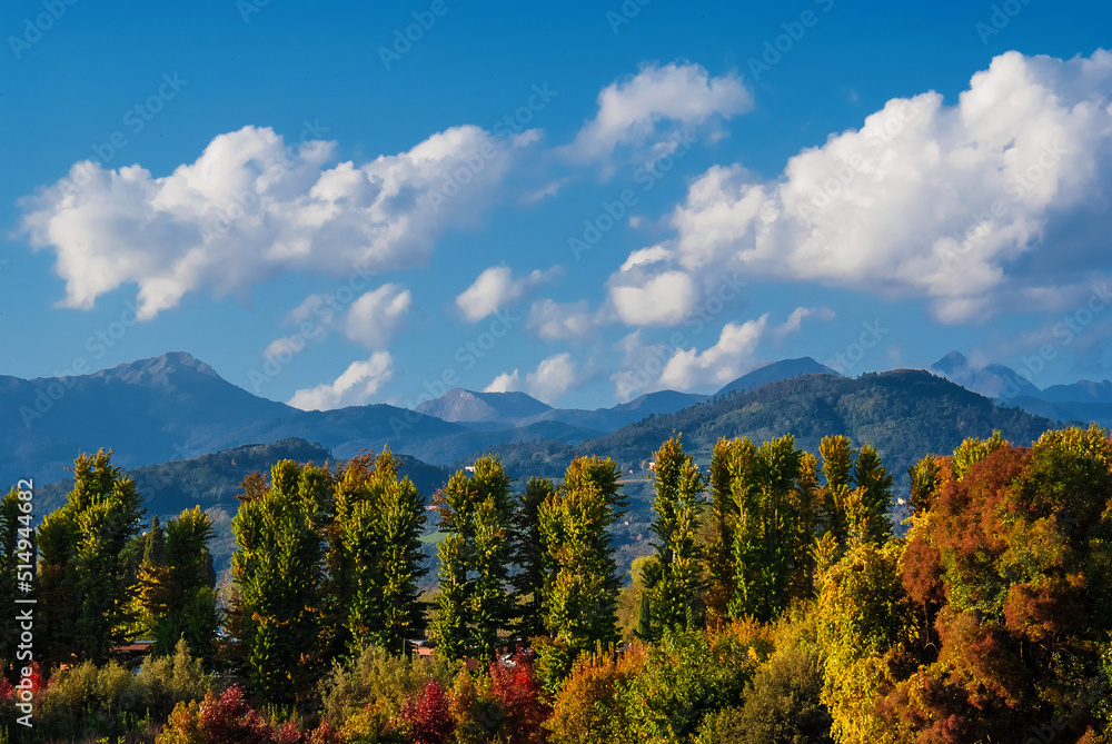 Apennine mountain range near Lucca in Italy, with autumn foliage Apennine mountain range near Lucca in Italy, with autumn foliage