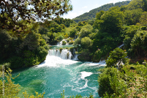 parco naturale di krka in croazia cascate d'acqua