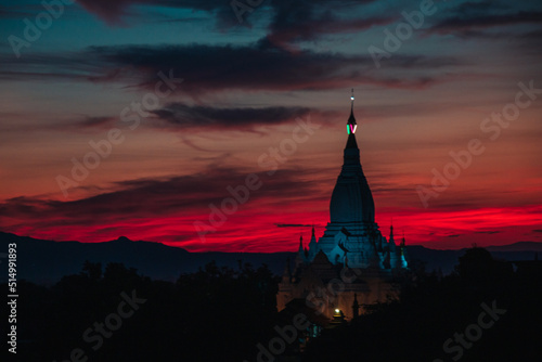 Sky on fire at sunset on a view of a temple ruin in old Bagan, Myanmar © LeaGuPhoto
