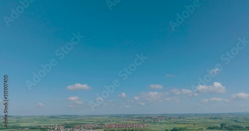 Drohnen-Video: Ausblick auf die Altstadt von Nördlingen im Ries