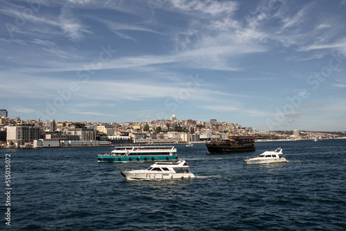 Fényképezés View of tour boats and yachts on Bosphorus in Istanbul