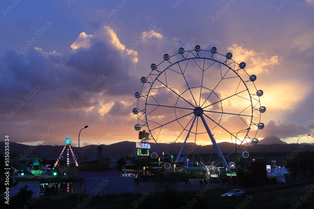 Noria al atardecer