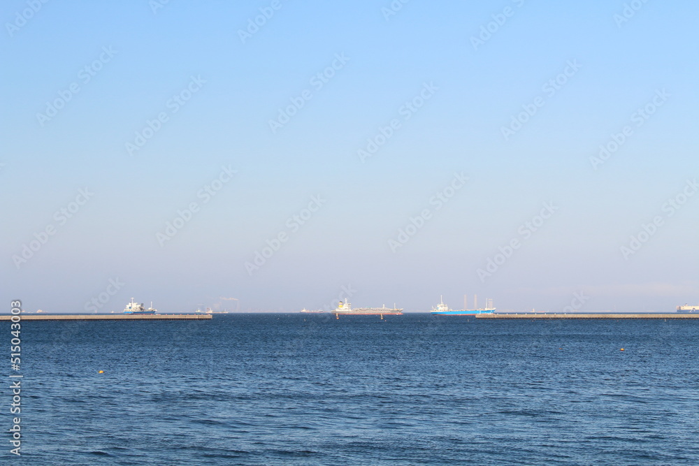 横浜港の工業地帯 全景