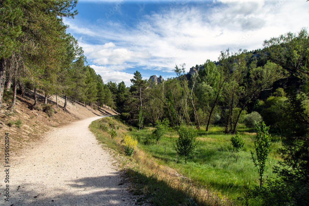 Sendero por el parque natural Cañón del Río Lobos. Soria, Castilla y León, España.