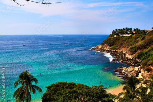 Canvas Print paradise mexican beach with turquoise water and blue sky in carrizalillo beach o