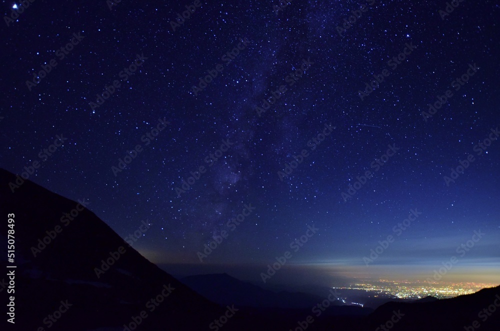 満天の星空 北アルプス 立山連峰 満天の星空 北アルプス 立山連峰